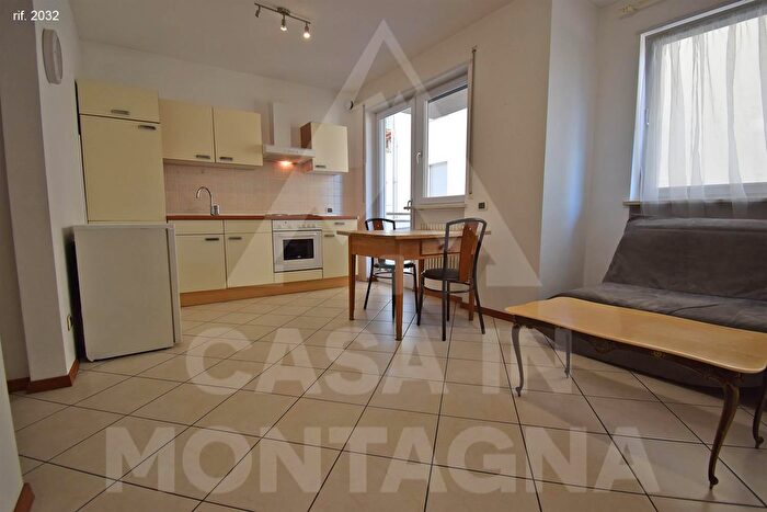 Appartamento trilocale in vendita in Laives