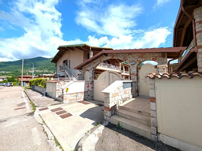 Appartamento trilocale in vendita in Via Carpen b, Villanuova Sul Clisi