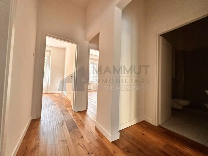 Appartamento con 5 locali in vendita in Firenze