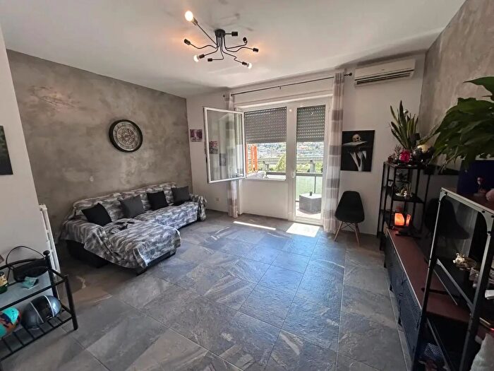 Appartamento con 5 locali in vendita in Corso Limone Piemonte, Ventimiglia