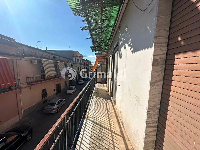 Appartamento trilocale in vendita in Via Giacomo Leopardi, Acerra