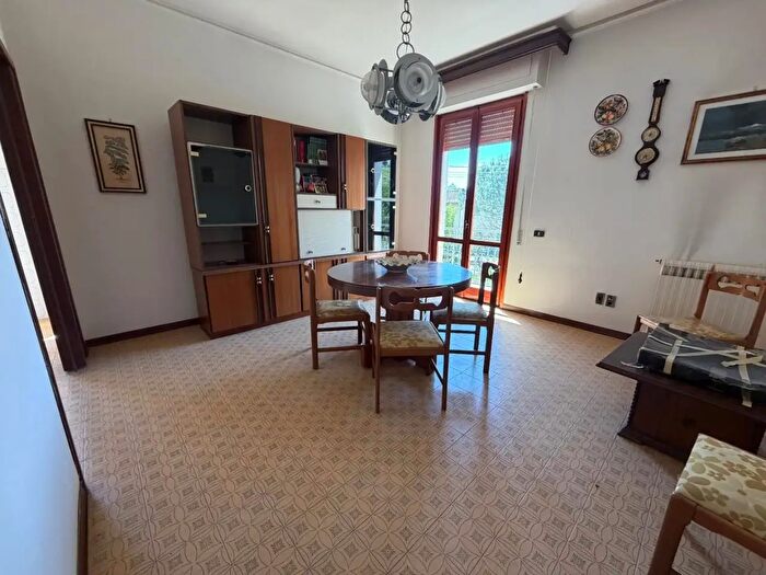 Casa con 12 locali in vendita in SpicchioSovigliana, Vinci