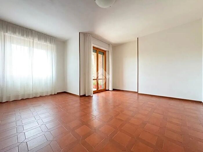 Appartamento con 5 locali in vendita in Via Einaudi, Follonica