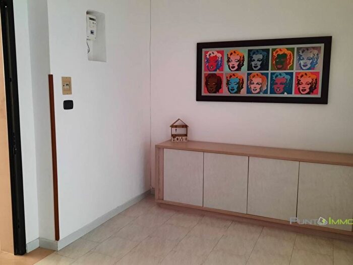 Appartamento quadrilocale in affitto in corso umberto I, Centro Storico, Brindisi