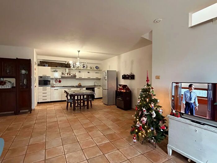 Appartamento quadrilocale in vendita in Agugliano