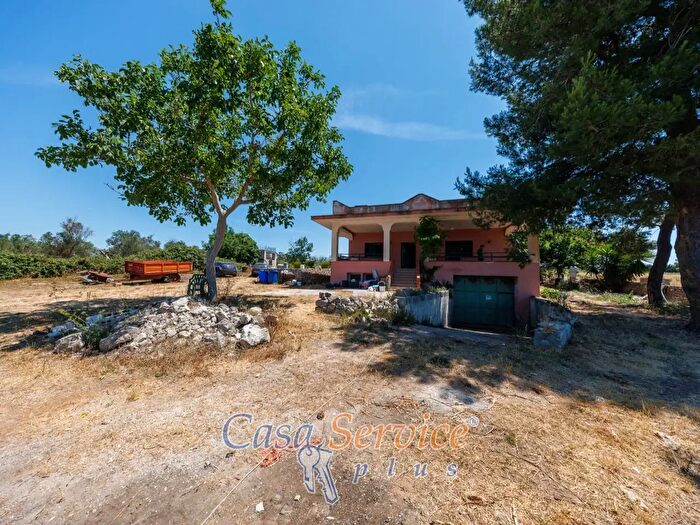 Casa trilocale in vendita in Sp, Supersano