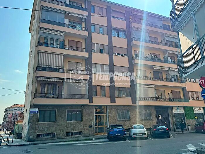 Appartamento trilocale in vendita in Via Verdi, Settimo Torinese