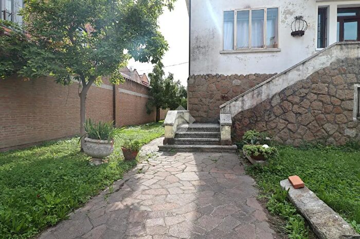 Casa quadrilocale in vendita in Fondamenta da Mula, Venezia