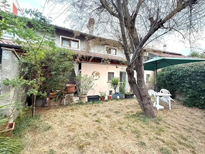 Casa con 6 locali in vendita in Spalto Vittorio Veneto, Castellazzo Bormida