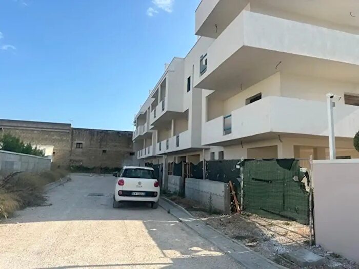 Casa quadrilocale in vendita in Parete