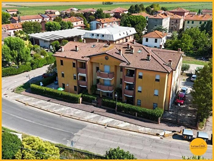 Appartamento quadrilocale in vendita in Via Provinciale Superiore, Molinella