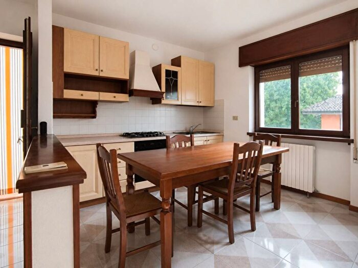 Appartamento trilocale in affitto in Via giovanni pascoli, Santo Stefano Bonaldo, Zimella