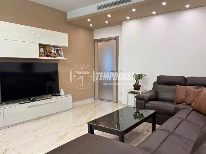 Appartamento quadrilocale in vendita in Tessitura B, Osnago