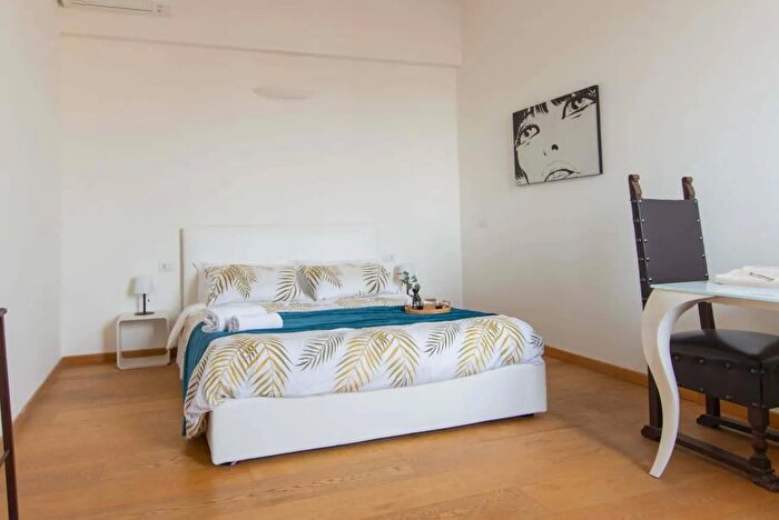 Appartamento monolocale in affitto in Via Molino delle Armi, Milano