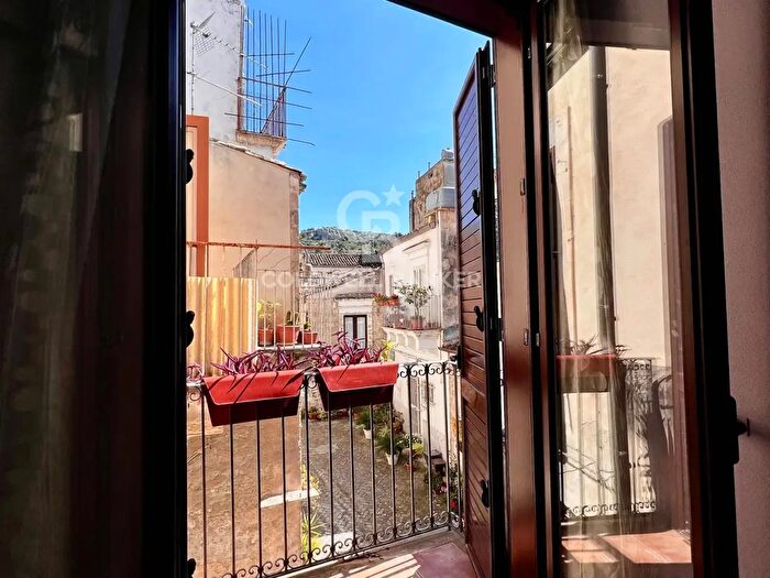 Appartamento quadrilocale in vendita in Modica