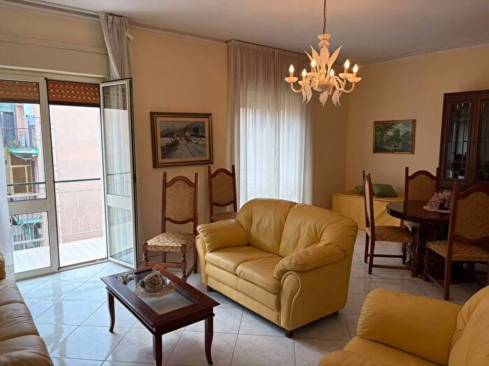 Appartamento trilocale in affitto in Via Sebastiano Olivieri, Siracusa