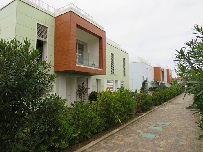 Appartamento quadrilocale in affitto in Calambrone, Pisa