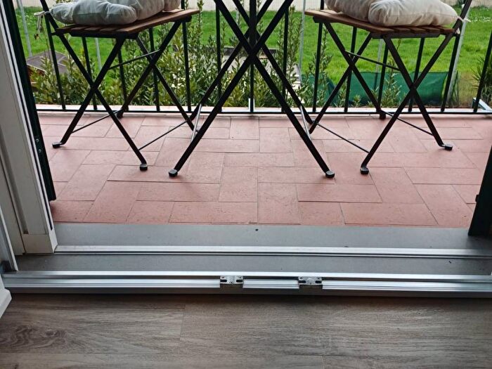 Appartamento trilocale in affitto in Piazza Taddeo Gaddi, Ponte alla Vittoria, Firenze