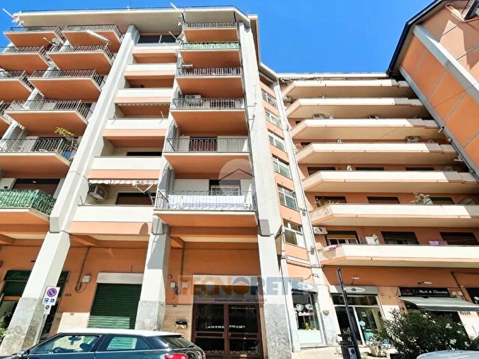 Appartamento con 5 locali in vendita in Via Venero, Monreale
