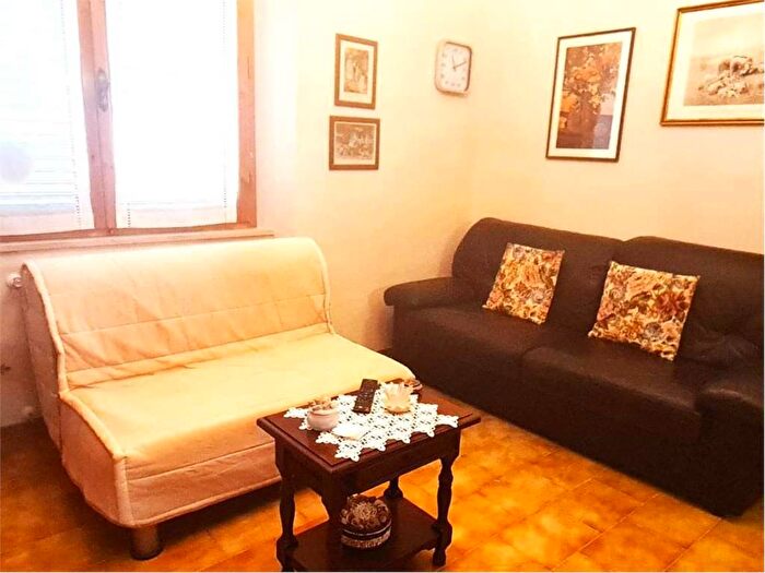 Appartamento trilocale in affitto in Via Marconi San Nicolò, Spoleto