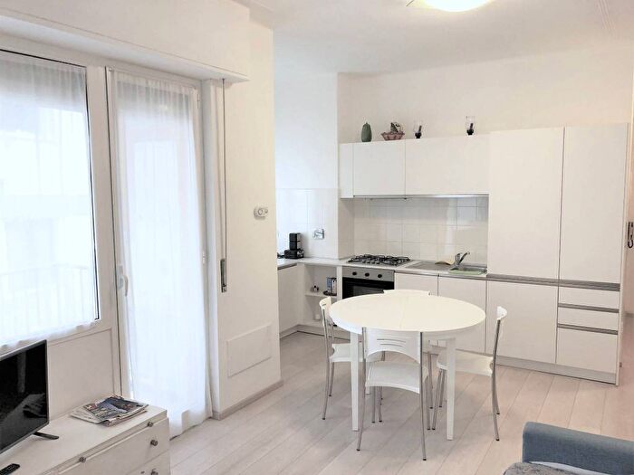 Appartamento quadrilocale in affitto in Viale Daniel Hanbury, Borgo Coscia, Alassio