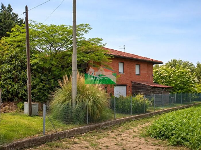 Casa con 15 locali in vendita in Via Marabina, Ravenna