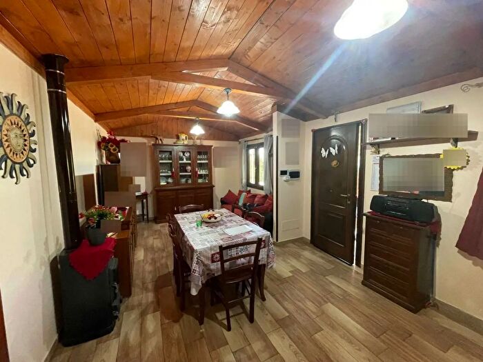 Casa trilocale in vendita in Latina