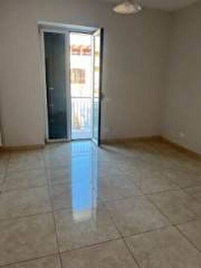 Appartamento con 6 locali in affitto in Viale della Libertà, Lusciano