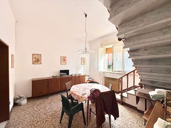 Casa con 6 locali in vendita in Via Giacomo Puccini, Centro, Viareggio