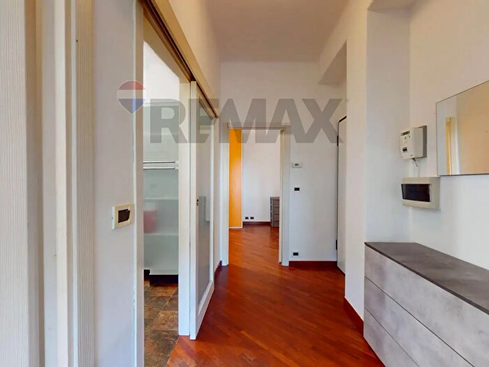 Appartamento con 5 locali in vendita in Via Borzoli, Genova