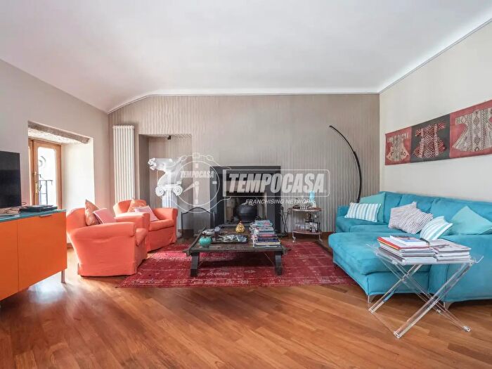 Appartamento con 5 locali in vendita in Via Giuseppe Garibaldi, Torino