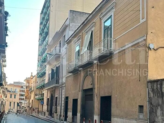 Appartamento con 6 locali in vendita in Traversa Maresca, Torre Annunziata