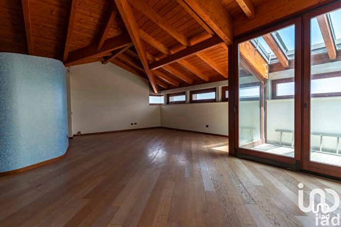 Appartamento con 8 locali in vendita in Via Corso Garibaldi, Giulianova