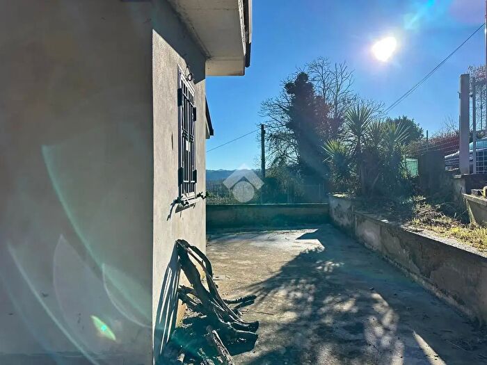 Casa trilocale in vendita in Via Casal di Mondo, Artena