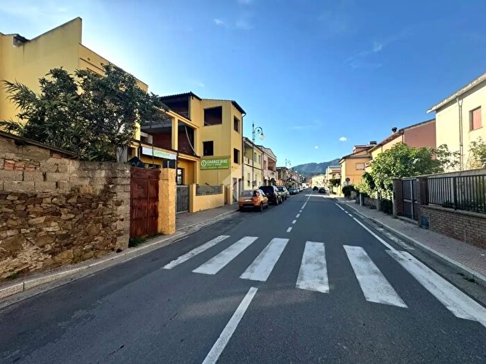 Appartamento trilocale in vendita in Via Nazionale, Villaputzu