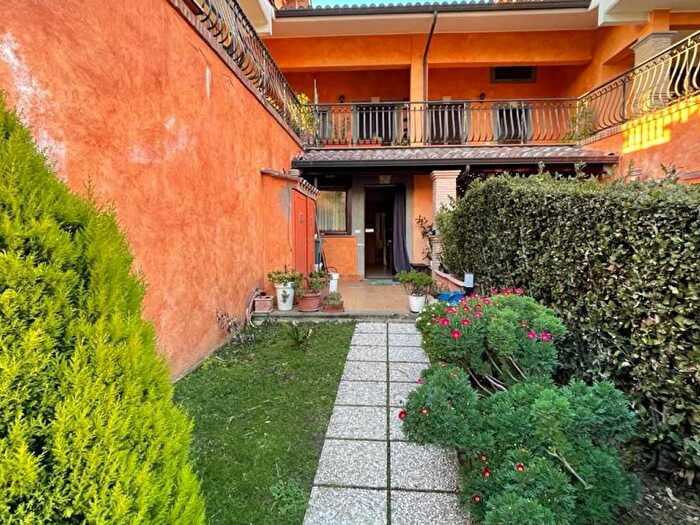 Appartamento trilocale in affitto in Via delle Grotte, Pavona, Albano Laziale