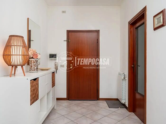 Appartamento trilocale in vendita in Castellarano