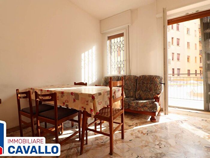 Appartamento quadrilocale in affitto in Via della Grada, San Felice, Bologna