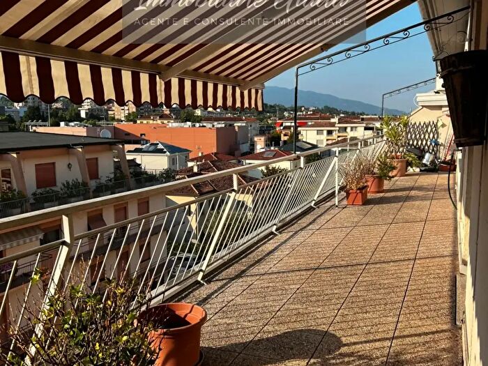 Appartamento trilocale in affitto in Conegliano
