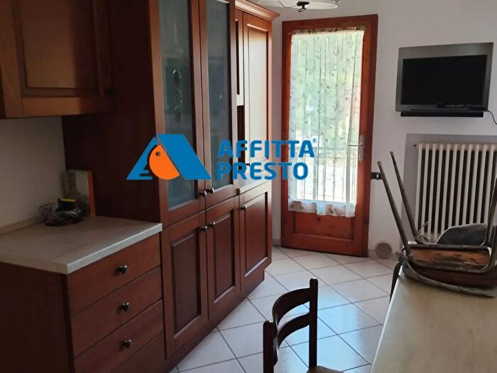 Appartamento con 6 locali in affitto in Castelfiorentino