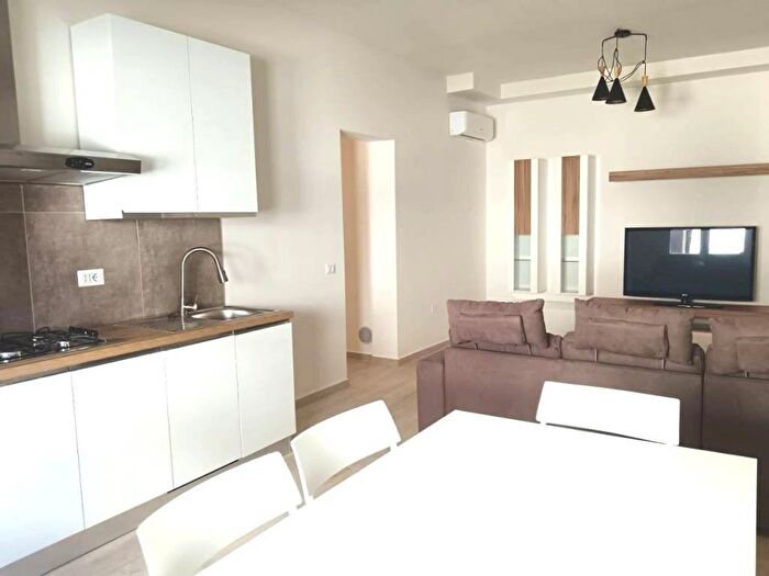 Appartamento trilocale in affitto in Viale san martino, Paese, Riccione