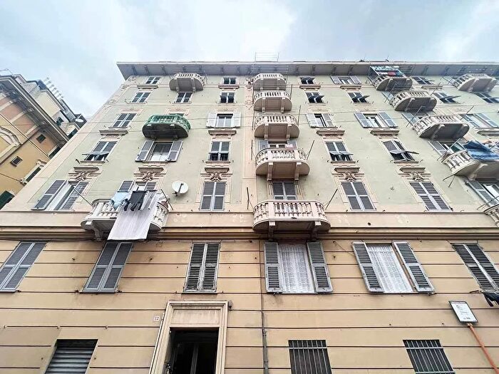 Appartamento con 7 locali in vendita in Via Giacomo Balbi Piovera Genova, Genova