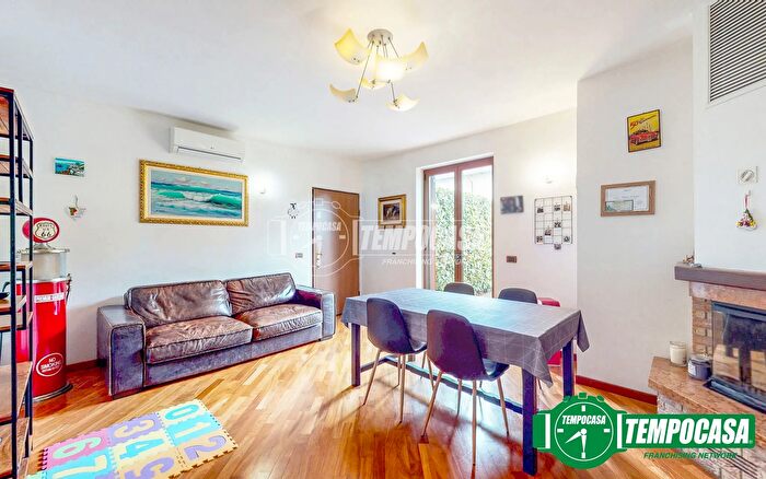 Appartamento quadrilocale in vendita in Via Genova Bis, Vignole Borbera