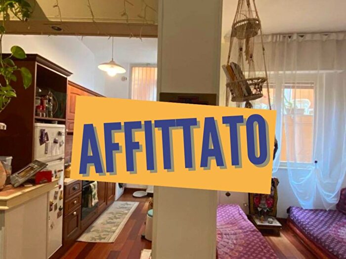Appartamento bilocale in affitto in Via Mondragone, Colli Albani, Roma