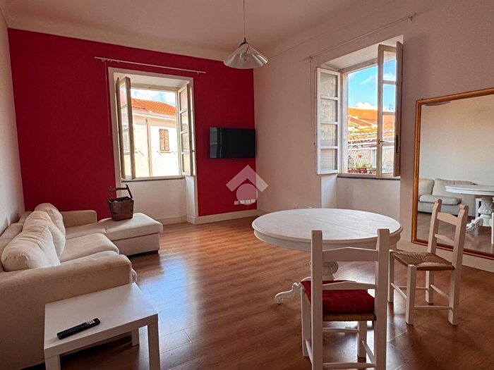 Appartamento trilocale in vendita in Via Sebastiano Satta, Sassari