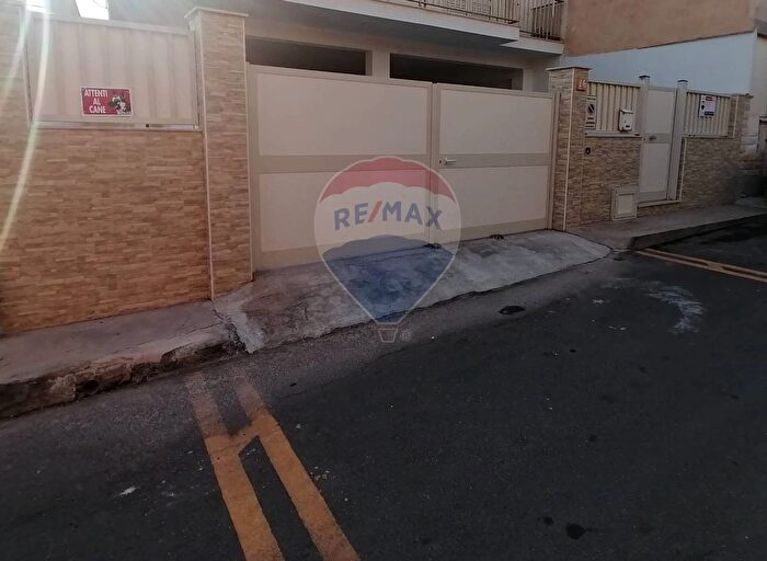 Appartamento con 6 locali in vendita in Via Mondello, Santa Croce Camerina