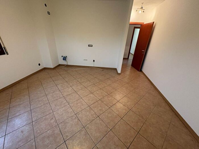 Appartamento trilocale in affitto in piazza madre teresa di calcutta, Centro, Rubano