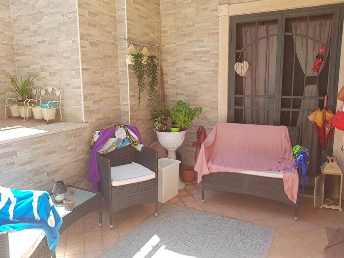 Appartamento trilocale in affitto in Via Merano, Infernetto, Roma