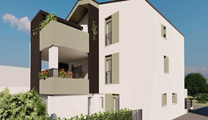 Case in Vendita e in Affitto - 2