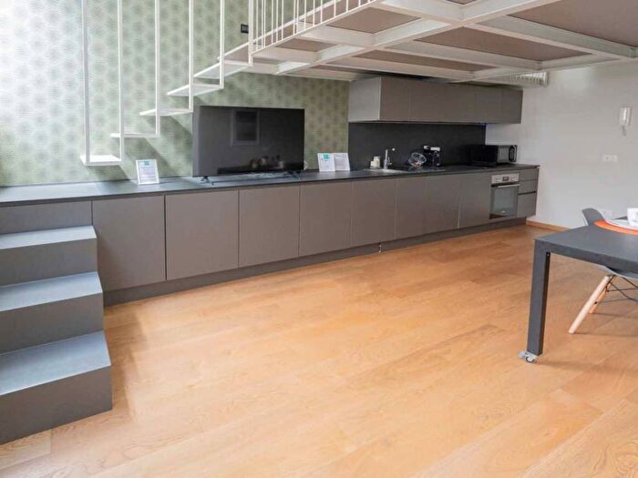 Appartamento bilocale in affitto in Via Lambro, Porta Venezia, Milano